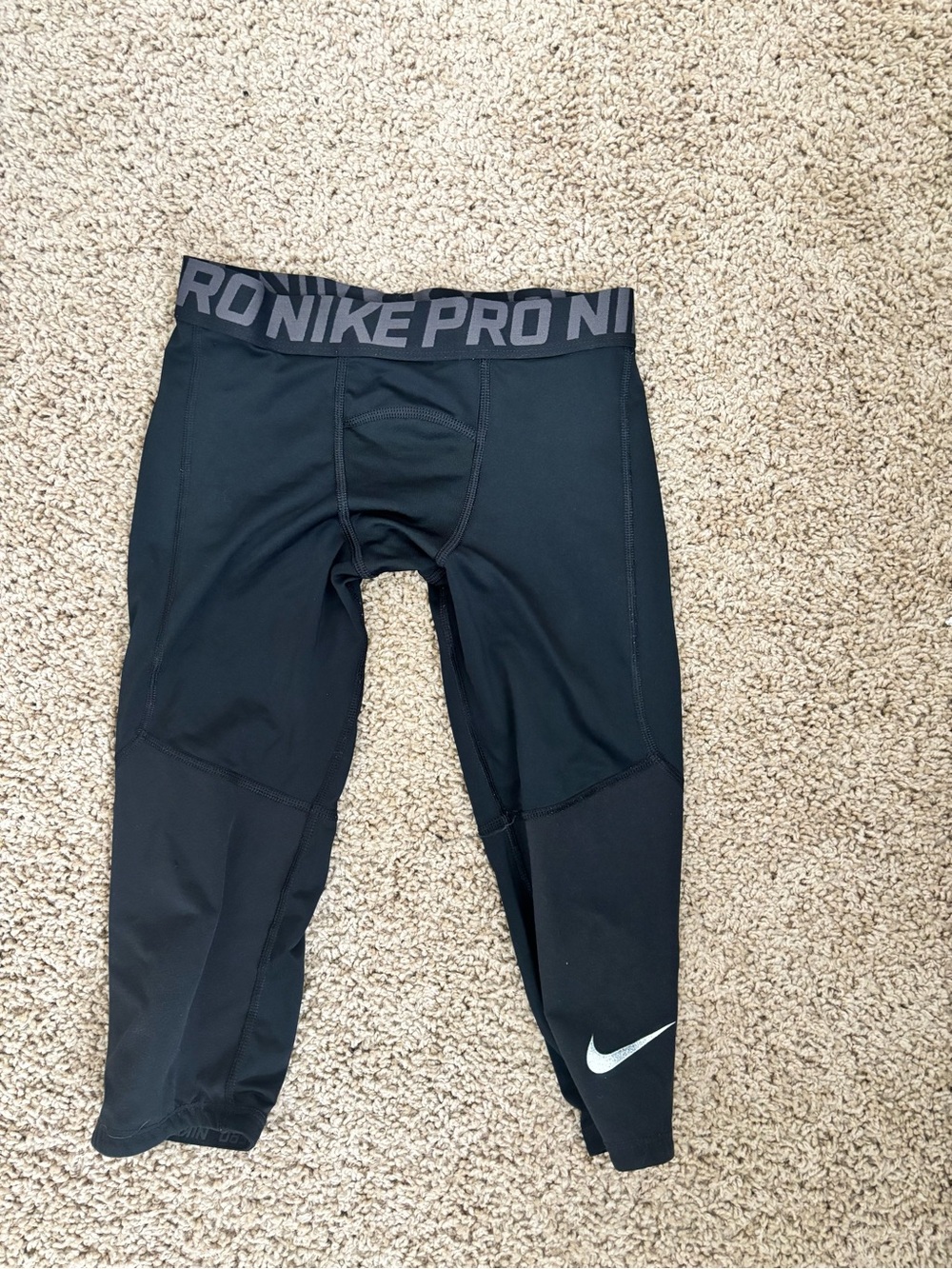Nike Black Kids Pro Compression Leggings with Silver Swoosh